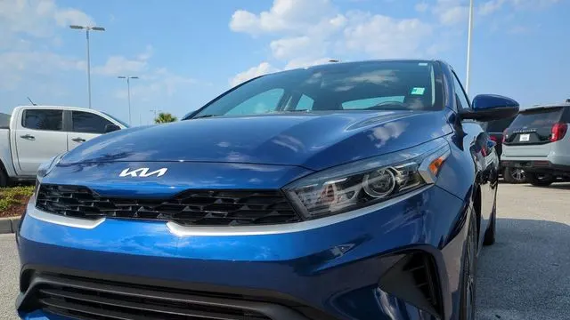 2023 Kia Forte LX