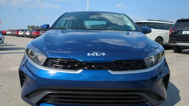 2023 Kia Forte LX