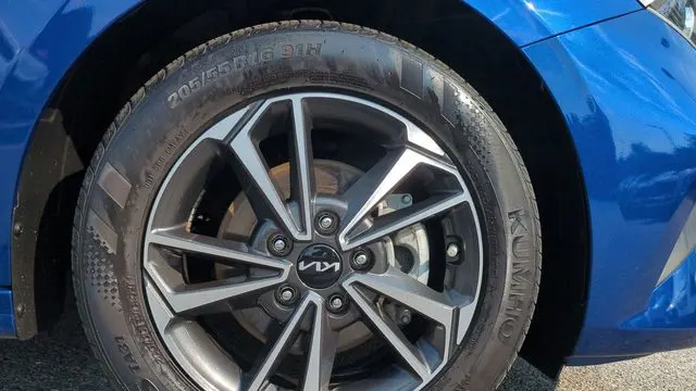 2023 Kia Forte LX