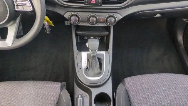 2023 Kia Forte LX