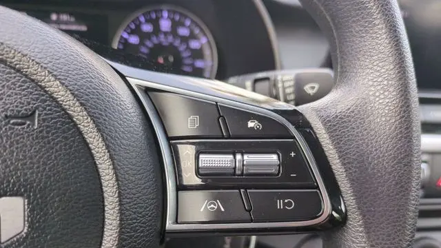 2023 Kia Forte LX