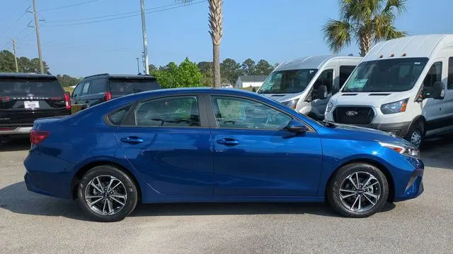 2023 Kia Forte LX
