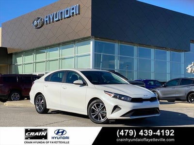 2024 Kia Forte LXS 4DR Sedan