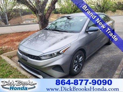 2023 Kia Forte LXS 4DR Sedan