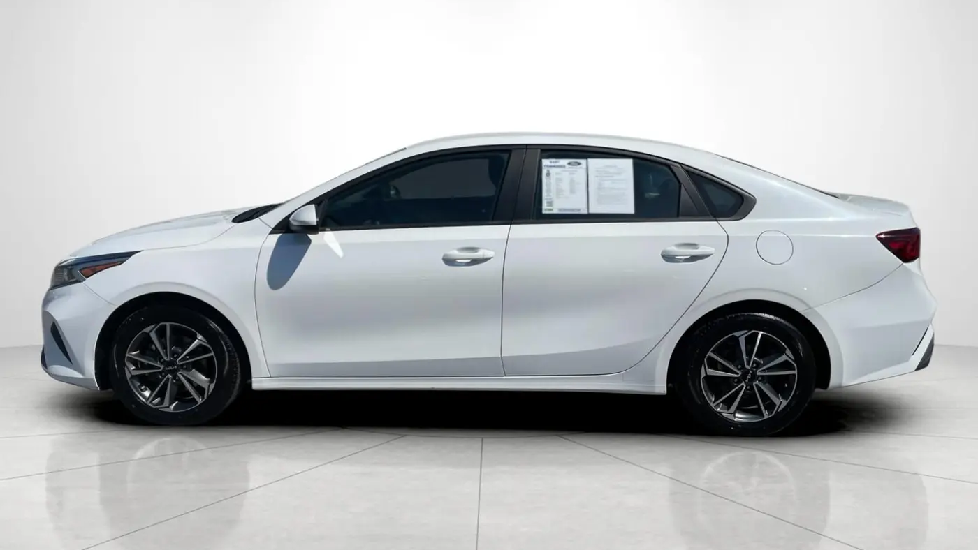 2023 Kia Forte LX