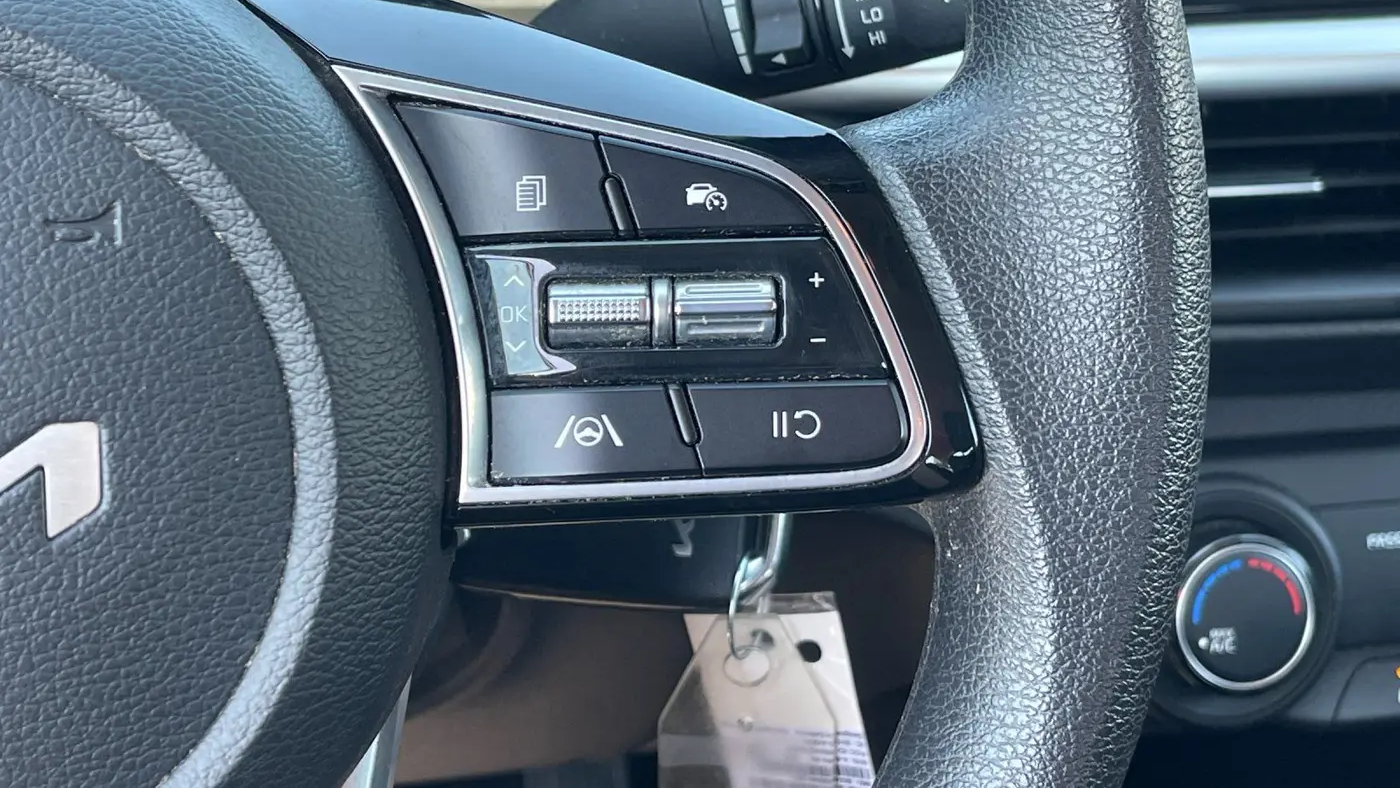 2023 Kia Forte LX