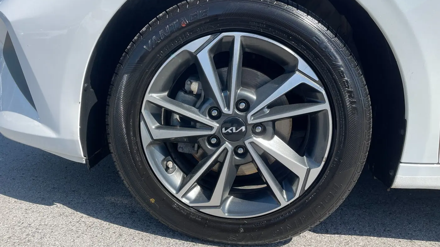 2023 Kia Forte LX