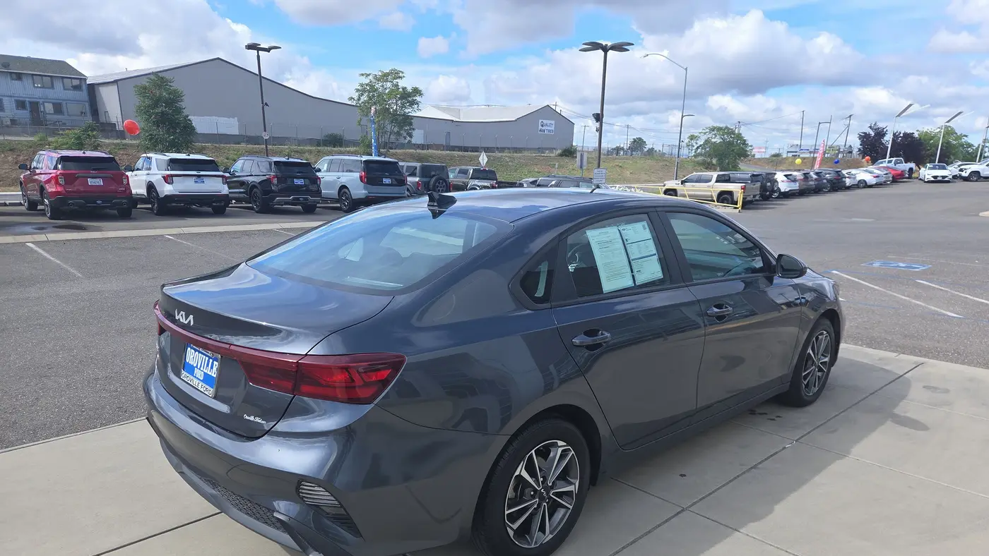 2023 Kia Forte LX