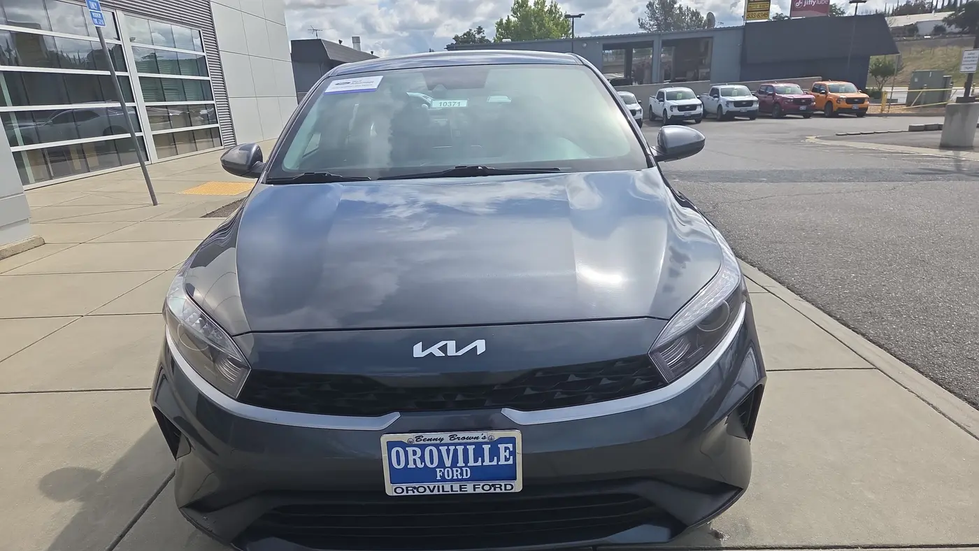 2023 Kia Forte LX