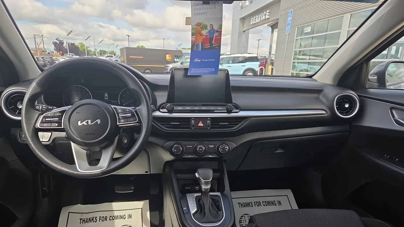 2023 Kia Forte LX