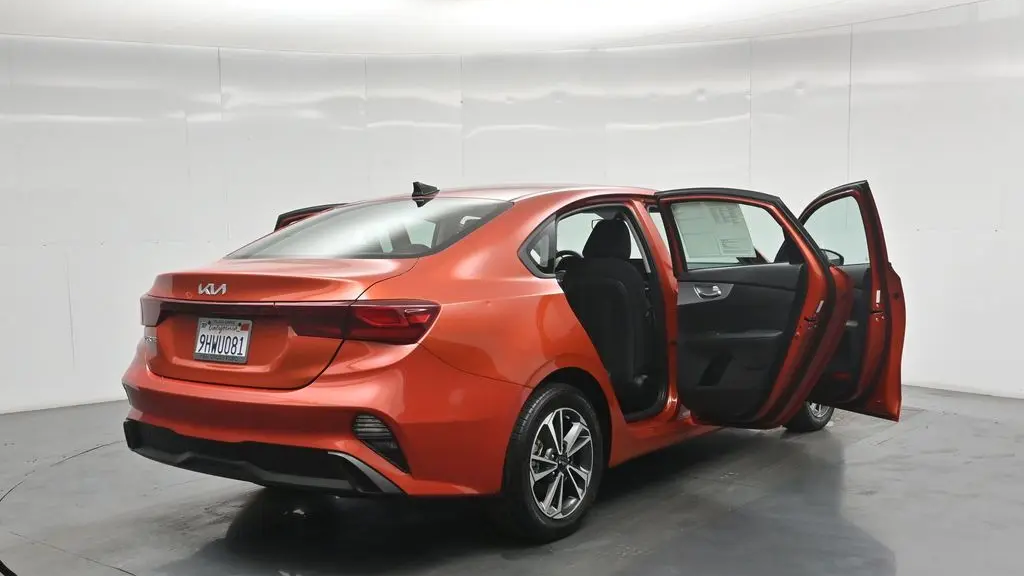 2023 Kia Forte LX
