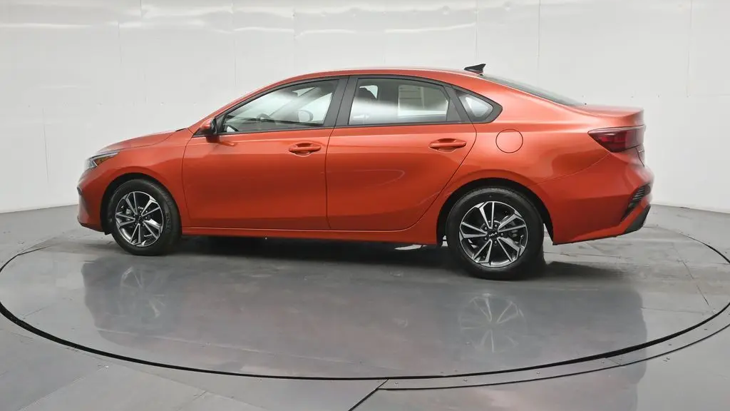 2023 Kia Forte LX