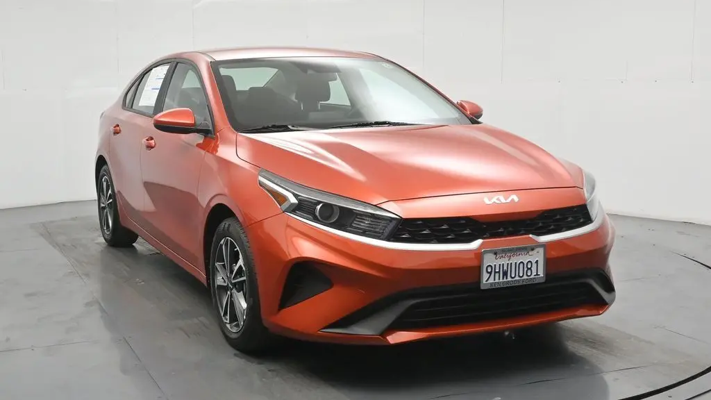 2023 Kia Forte LX
