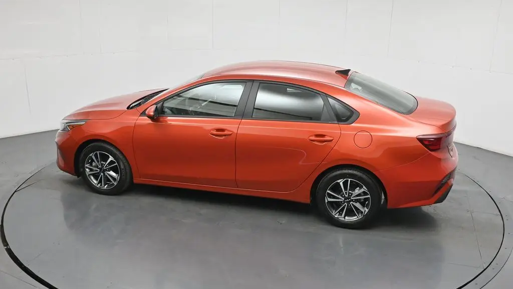 2023 Kia Forte LX