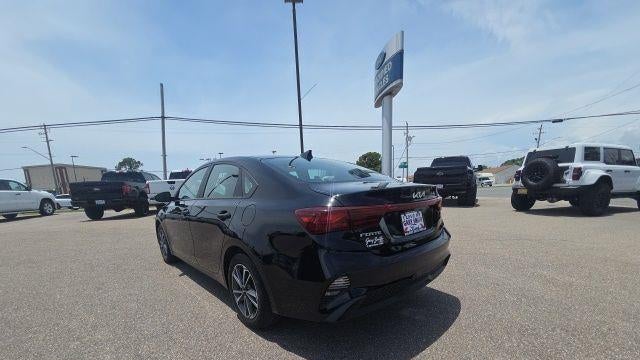 2024 Kia Forte LX
