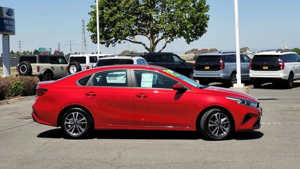2024 Kia Forte LX