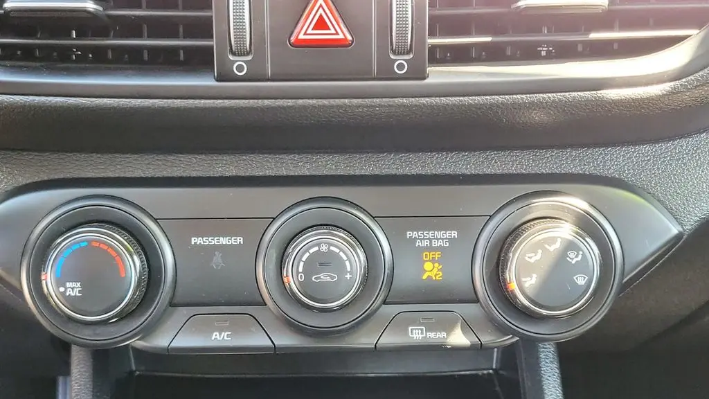 2024 Kia Forte LX