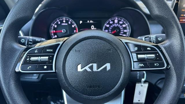 2023 Kia Forte LX