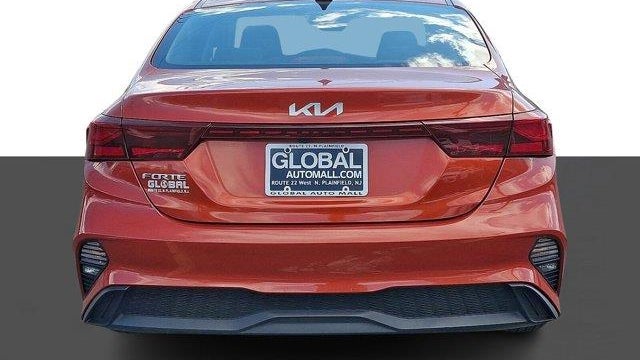 2023 Kia Forte LX