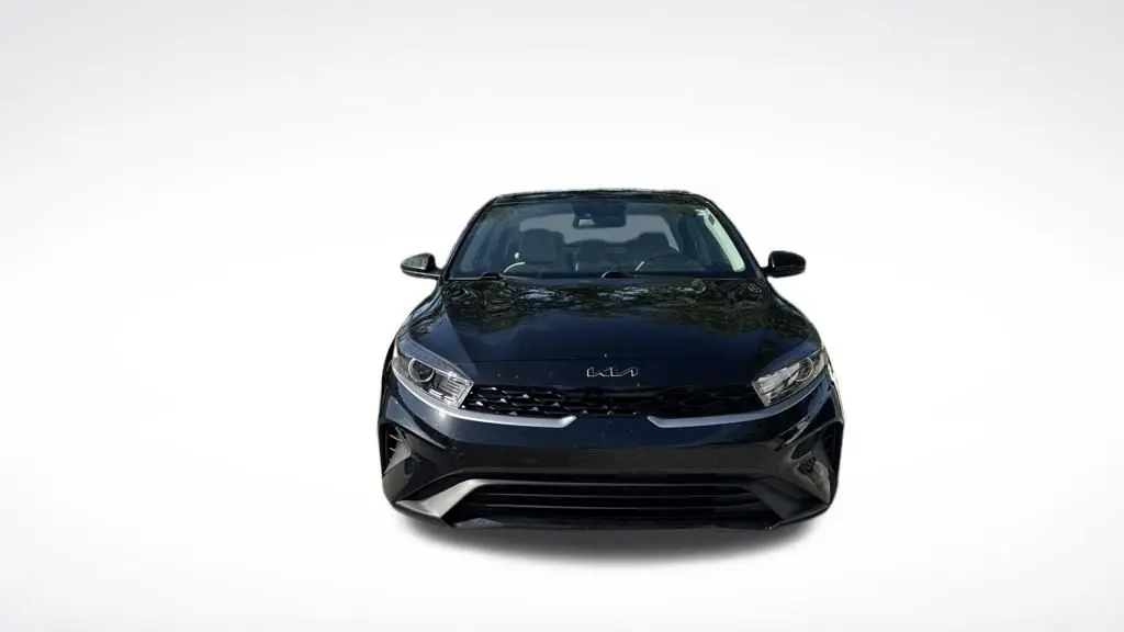 2023 Kia Forte LX