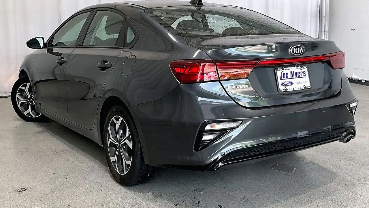 2021 Kia Forte FE