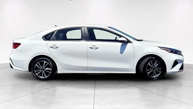 2023 Kia Forte LX