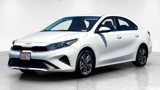2023 Kia Forte LX