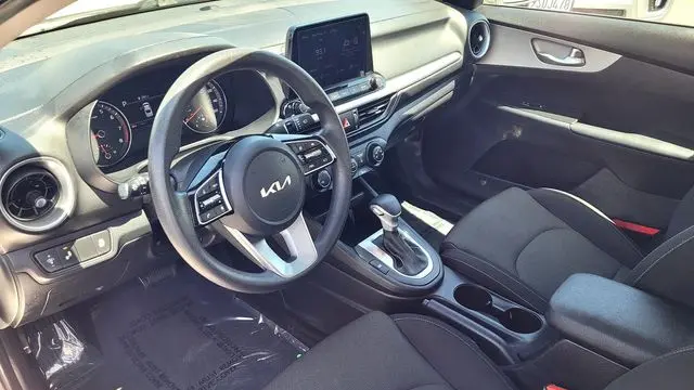 2023 Kia Forte LX