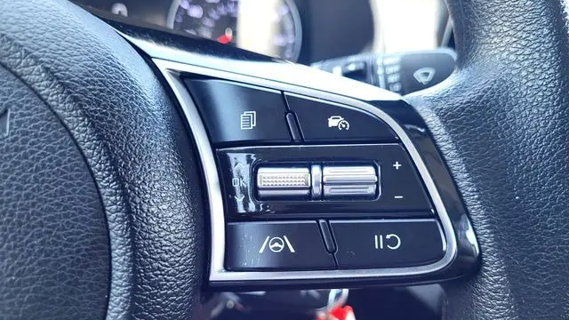 2023 Kia Forte LX