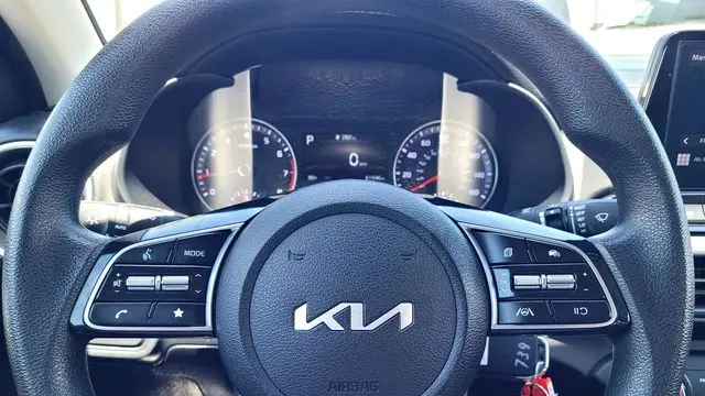 2023 Kia Forte LX