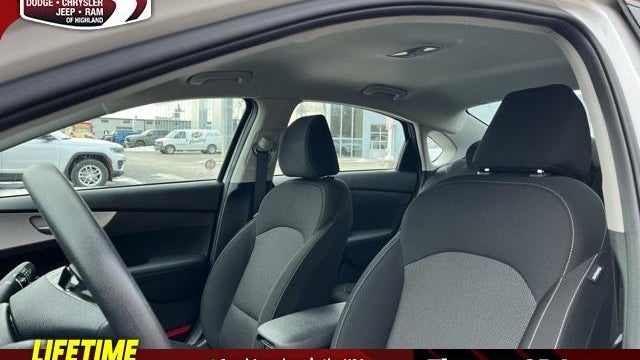 2024 Kia Forte LXS