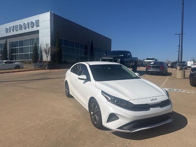 2023 Kia Forte LXS 4DR Sedan