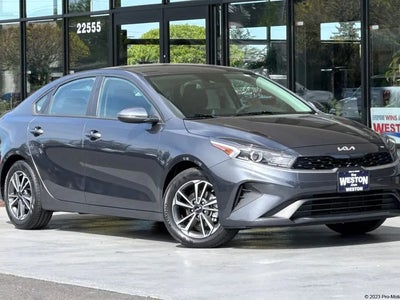 2023 Kia Forte LXS 4DR Sedan