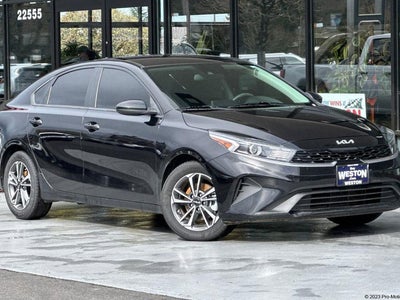 2023 Kia Forte LXS 4DR Sedan