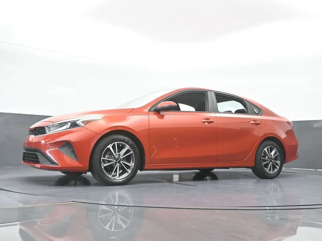 2023 Kia Forte - $15,521