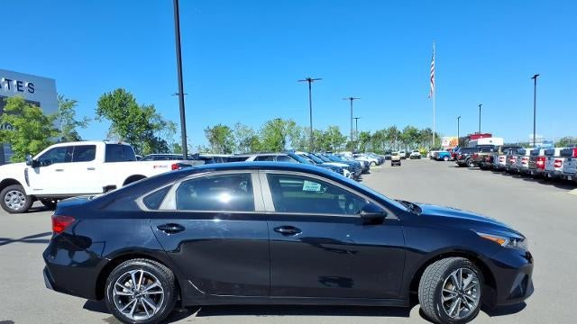 2023 Kia Forte LX