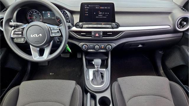 2024 Kia Forte LX