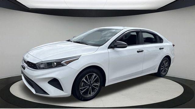Preowned 2024 Kia Forte LXS for Sale