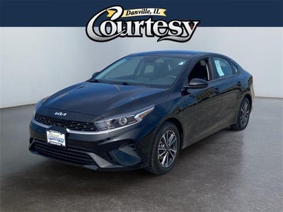 2022 Kia Forte LXS 4DR Sedan