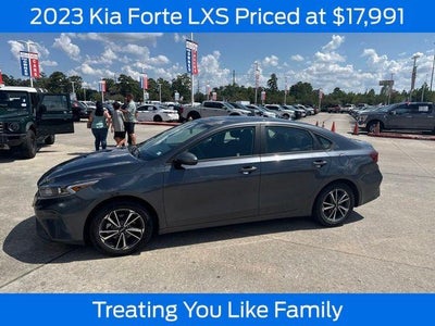 2023 Kia Forte LXS 4DR Sedan