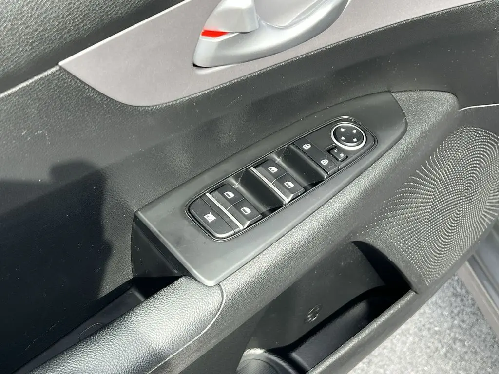 2023 Kia Forte - $18,980