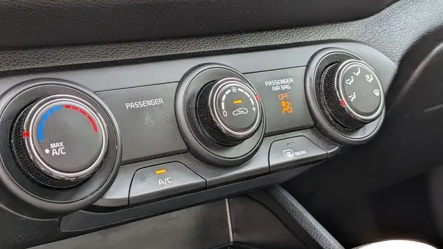 2024 Kia Forte LX