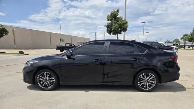 2023 Kia Forte GT-Line
