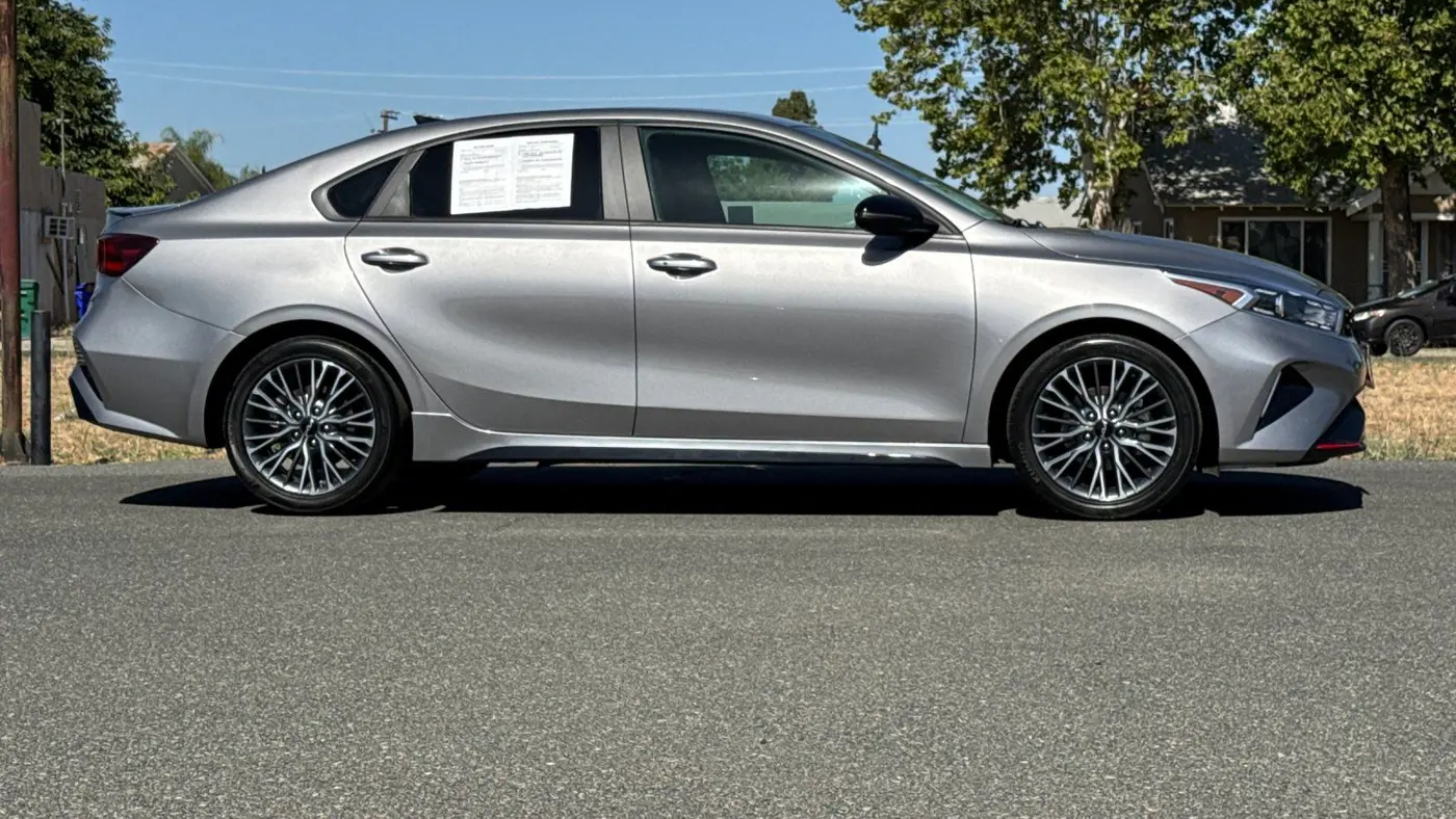 2024 Kia Forte GT-Line
