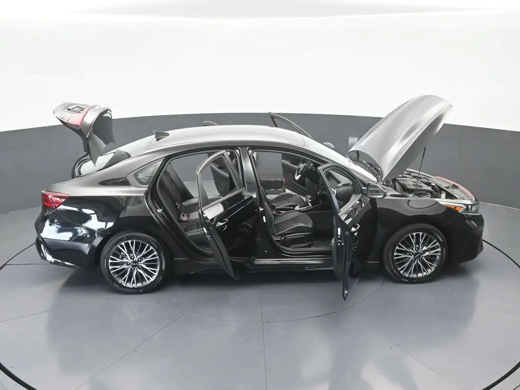 2023 Kia Forte - $15,991