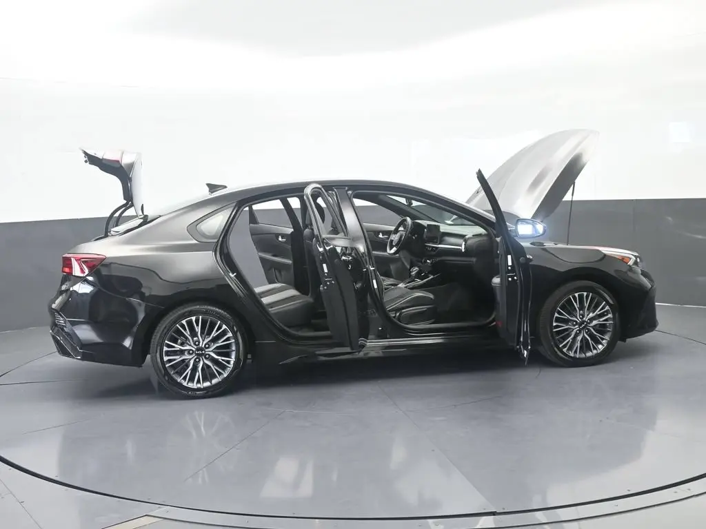 2023 Kia Forte - $15,991