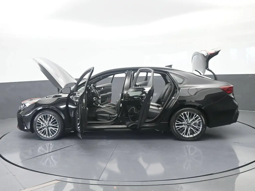 2023 Kia Forte - $15,991