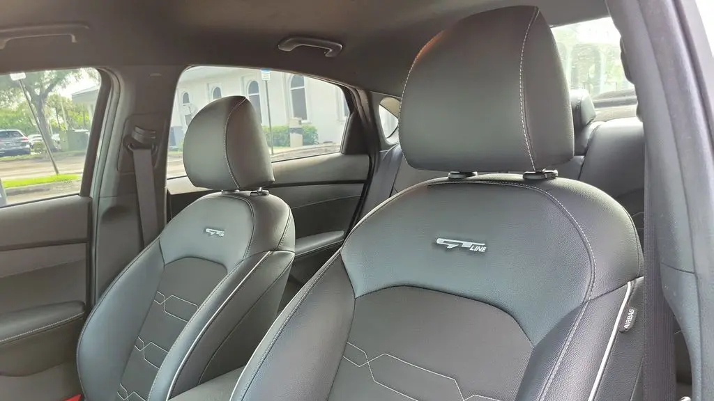 2023 Kia Forte GT-Line