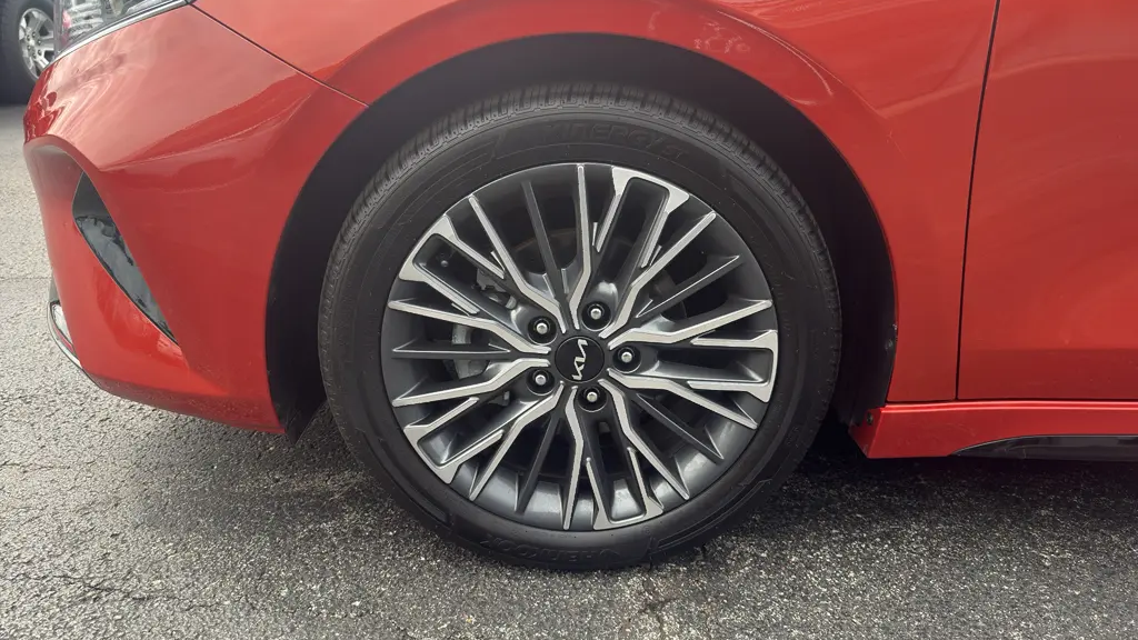 2024 Kia Forte GT-Line