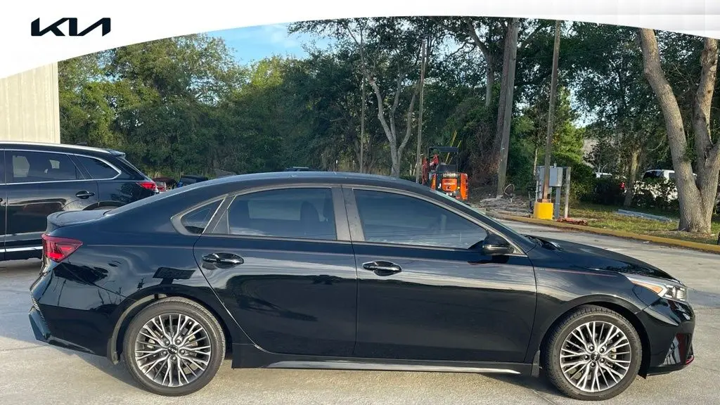 2023 Kia Forte GT-Line